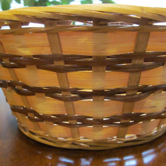 Vintage NWT Woolworth Woven Wicker Basket w/ Handle 14" Tall Two-Tone NEW - Picture 3 of 12
